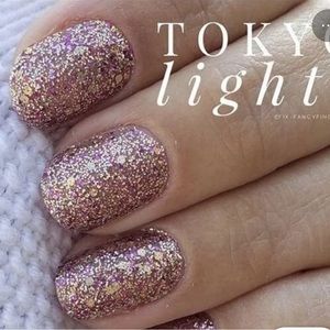 ColorStreet nails- Tokyo lights